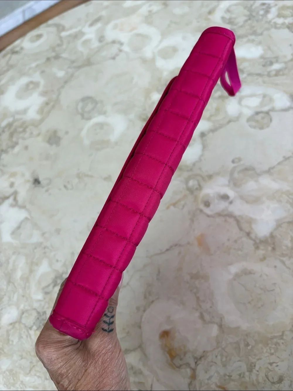Lug Tango Travel Organizer Quilted Nylon Wallet Pink - Picture 6 of 9